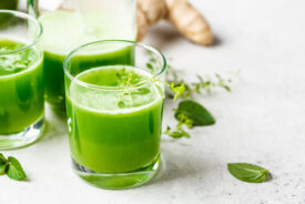 Green detox juice 5 ingredient recipe